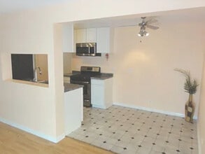 362 Farmington Ln in Vernon Hills, IL - Building Photo - Building Photo