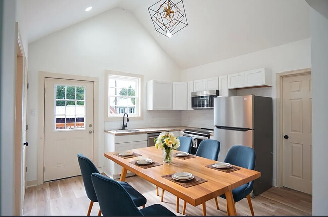 property at 1101 Pierce St