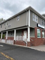 167 Newark Pompton Turnpike in Pequannock Township, NJ - Building Photo