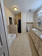 15603 Parish Rd in Crosby, TX - Building Photo - Building Photo