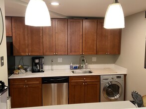 17 Bow St, Unit uni21 1-bed 1-bath in Somerville, MA - Building Photo - Building Photo