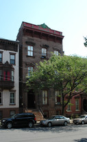 13 Ten Broeck Pl Apartments