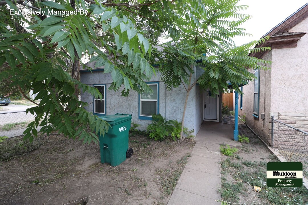 1543 Spruce St in Pueblo, CO - Building Photo