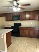 8002 W Mariposa Dr in Phoenix, AZ - Building Photo - Building Photo