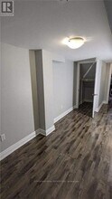 697 Ferguson Dr in Milton, ON - Building Photo - Building Photo