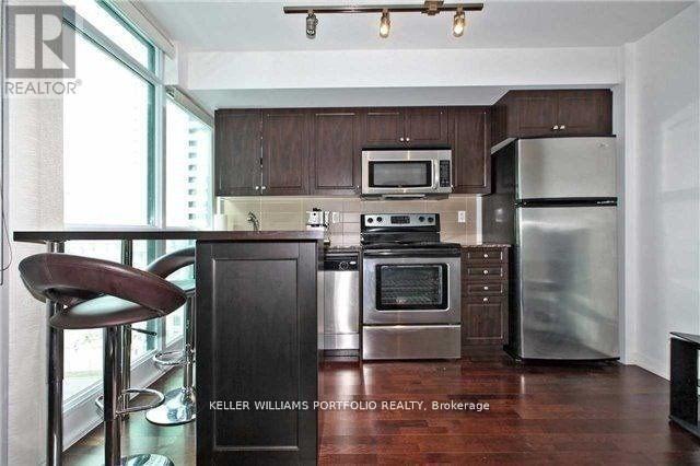 209 Fort York Blvd in Toronto, ON - Building Photo - Building Photo