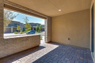 12380 Notch Trail Ave in Las Vegas, NV - Foto de edificio - Building Photo