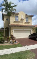 2300 NE 37th Rd in Homestead, FL - Building Photo
