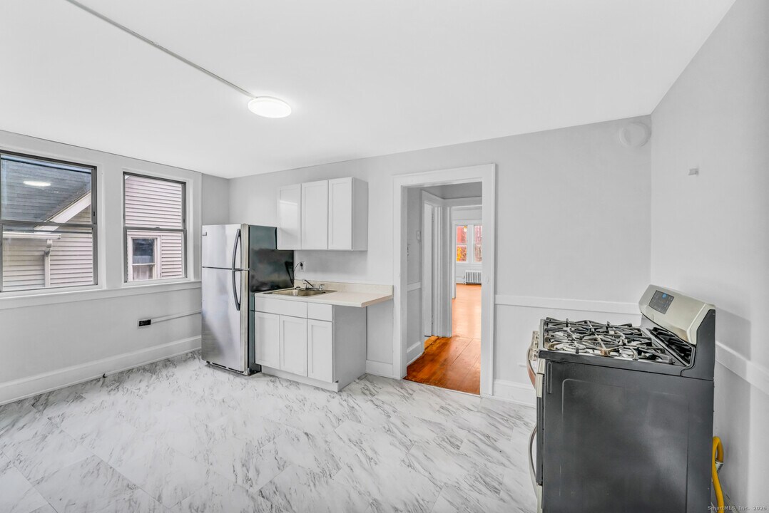 1040 Capitol Ave in Hartford, CT - Building Photo