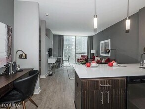 180 N Michigan Ave in Chicago, IL - Building Photo - Building Photo