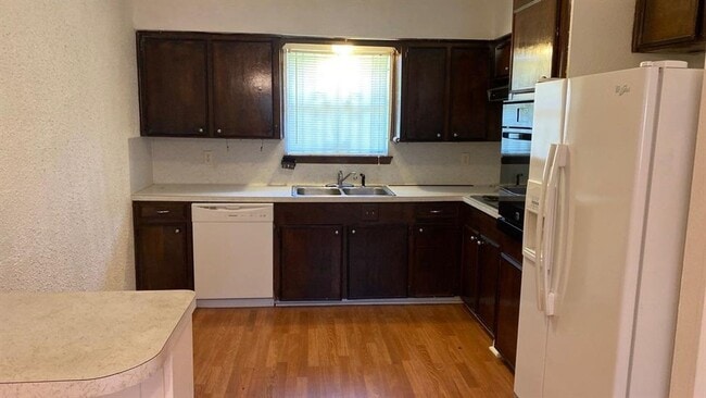 5314 Rue St in Houston, TX - Building Photo - Building Photo