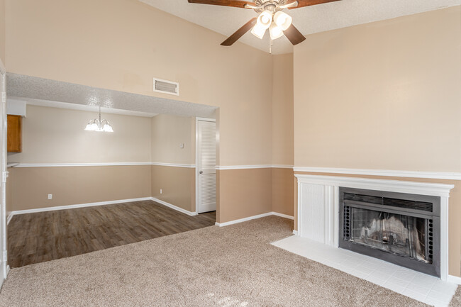 Beacon Point Apartments in Texarkana, AR - Building Photo - Interior Photo