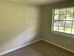 709 S Adelle Ave in DeLand, FL - Building Photo - Building Photo