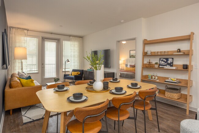 The Felix in Jacksonville, FL - Foto de edificio - Interior Photo