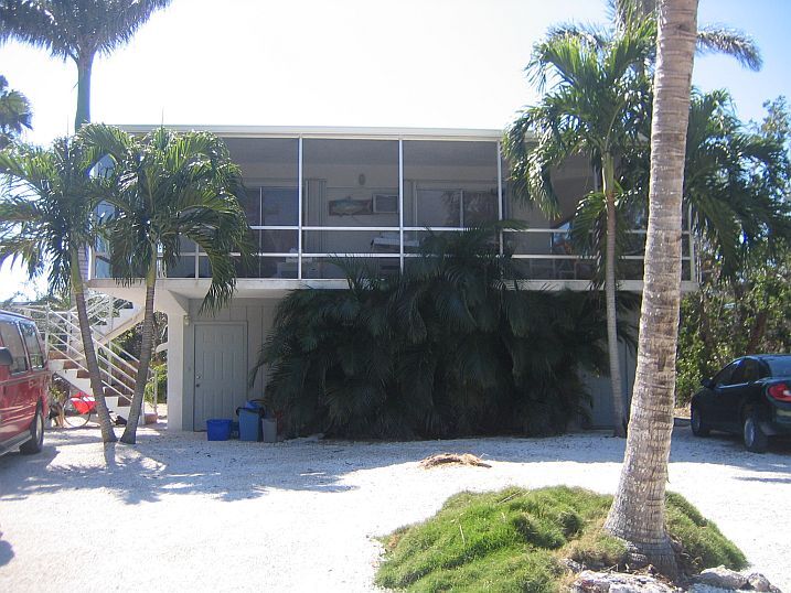 39 Tarpon Ave, Unit Lower 1 at 39 Tarpon in Key Largo, FL - Building Photo