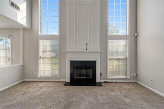 9155 Friarbridge Dr in Suwanee, GA - Building Photo - Building Photo