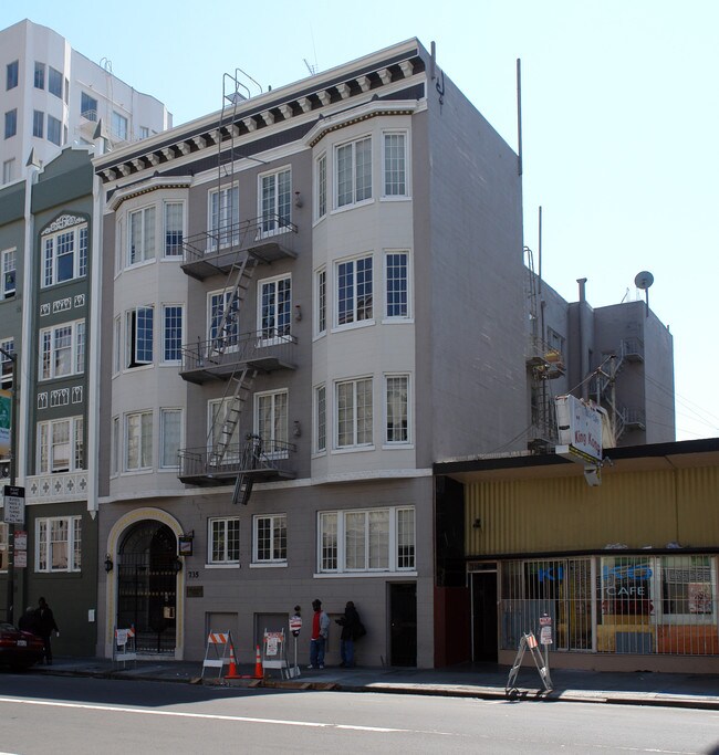 735 O'Farrell
