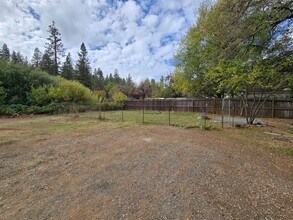 13197 La Barr Mdws Rd in Grass Valley, CA - Building Photo - Building Photo