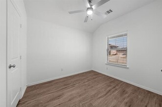 124 Brookline Dr in Terrell, TX - Foto de edificio - Building Photo
