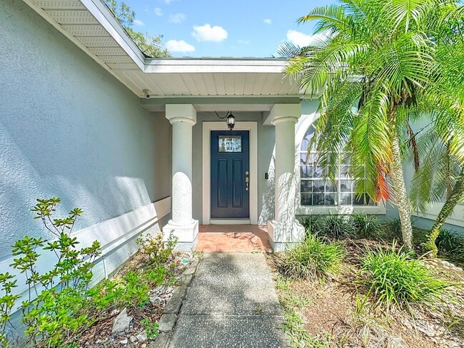 1328 Crown Isle Cir in Apopka, FL - Building Photo - Building Photo