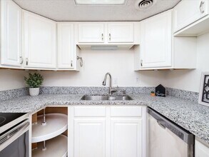 21 Vaughns Gap Rd in Nashville, TN - Building Photo - Building Photo