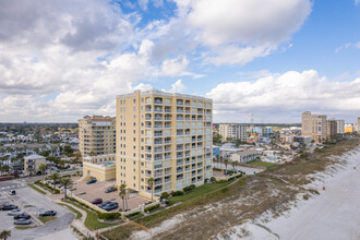 Acquilus Condominiums in Jacksonville Beach, FL - Building Photo - Building Photo