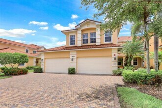 8649 Champions Point in Naples, FL - Building Photo - Building Photo