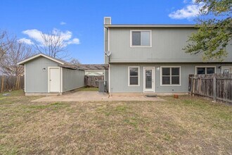 8807 Springmail Cir in Austin, TX - Building Photo - Building Photo