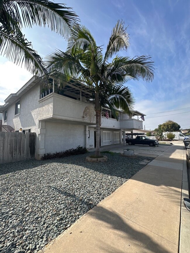 408-14 Delaware St in Imperial Beach, CA - Building Photo - Building Photo