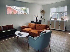 5323 Templeton St in Los Angeles, CA - Building Photo - Building Photo