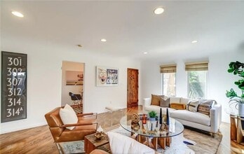 900 Havenhurst Dr in West Hollywood, CA - Building Photo - Building Photo