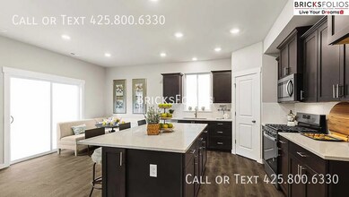 5956 Addison Rd SW in Port Orchard, WA - Building Photo - Building Photo