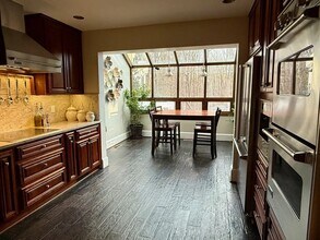 1125 Duchess Dr in McLean, VA - Building Photo - Building Photo
