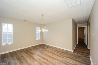 8227 Milam Loop in Fairburn, GA - Building Photo - Building Photo