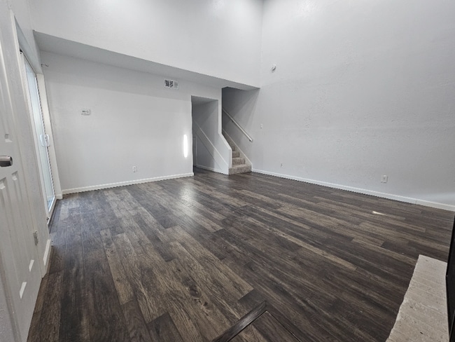 2102 Via Corona in Carrollton, TX - Building Photo - Building Photo