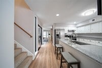 7935 Kendalia Dr photo'