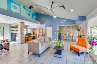 Nines at Lakeside in Tempe, AZ - Foto de edificio - Interior Photo