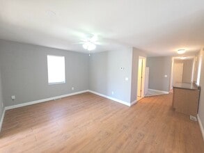 207 Waller Ave in St. Louis, MO - Building Photo - Building Photo