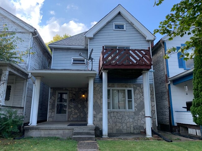 111 Jefferson Ave, Unit A