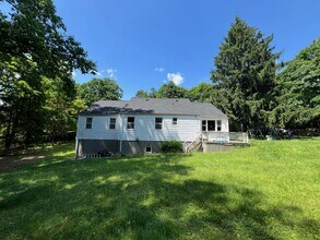 132 Conestoga Rd in Devon, PA - Building Photo - Building Photo