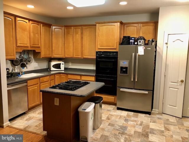 2849 Laura Gae Cir in Vienna, VA - Building Photo - Building Photo