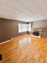 3 Bed 1 Bath House in Fredericton, NB - Building Photo - Building Photo