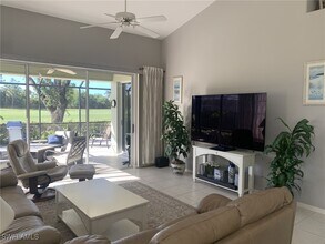 13520 Southampton Dr in Bonita Springs, FL - Building Photo - Building Photo