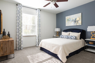 Highlands at Dearborn Apartments in Peabody, MA - Building Photo - Building Photo