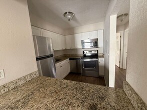 673 Haven Pl in Tarpon Springs, FL - Building Photo - Building Photo