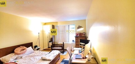 573 Washington St, Unit #19 in Brookline, MA - Foto de edificio - Building Photo