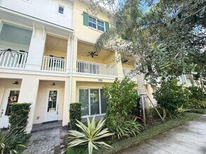 5348 Sagan Ln in Palm Beach Gardens, FL - Building Photo - Building Photo