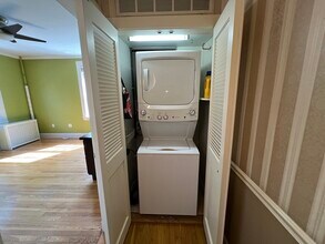 139 Beaconsfield Rd, Unit #4 in Brookline, MA - Foto de edificio - Building Photo