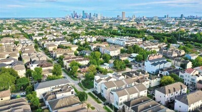 5811 Petty St in Houston, TX - Building Photo - Building Photo