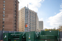 Apex in Forest Hills, NY - Foto de edificio - Building Photo